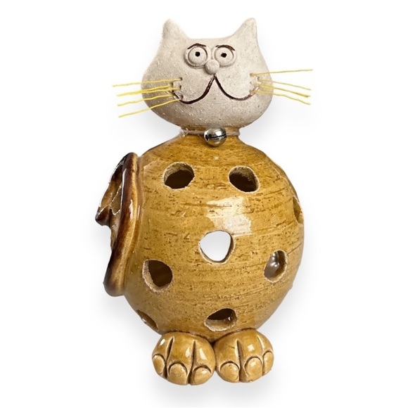 Handmade Stoneware Fat Cat Pottery Lamp Sculpture Tealight Candle Lantern Holder - Picture 10 of 10
